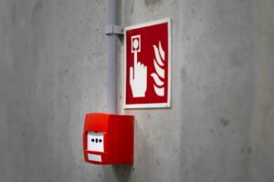een brandveilig bedrijfspand, begint bij de juiste alarmsystemen